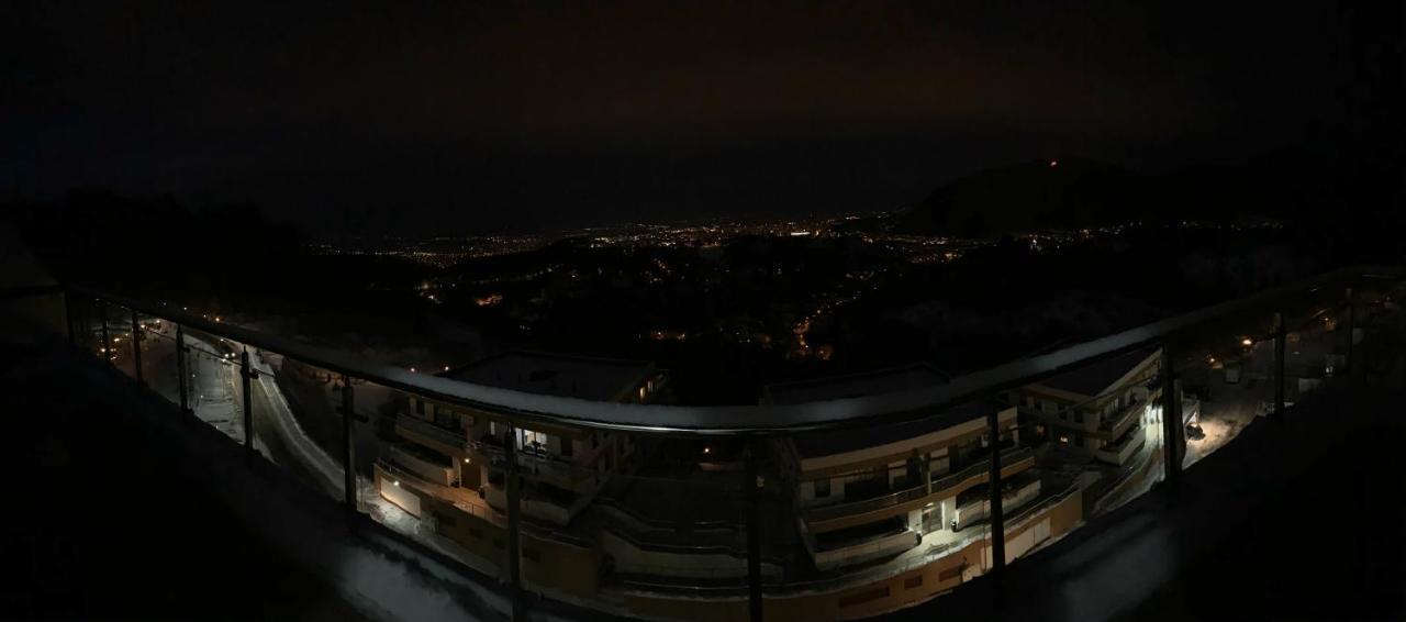 Seasons-Top Of The City Brasov Ngoại thất bức ảnh