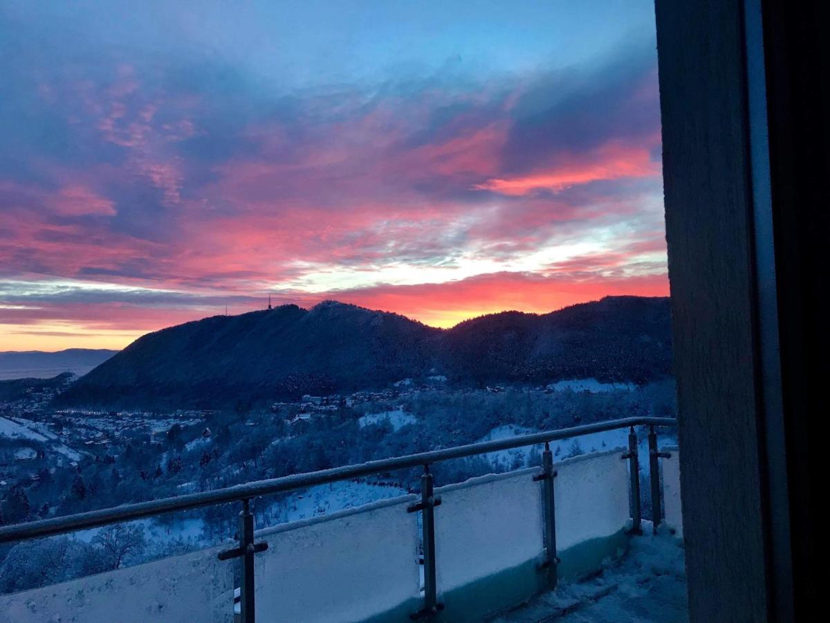 Seasons-Top Of The City Brasov Ngoại thất bức ảnh