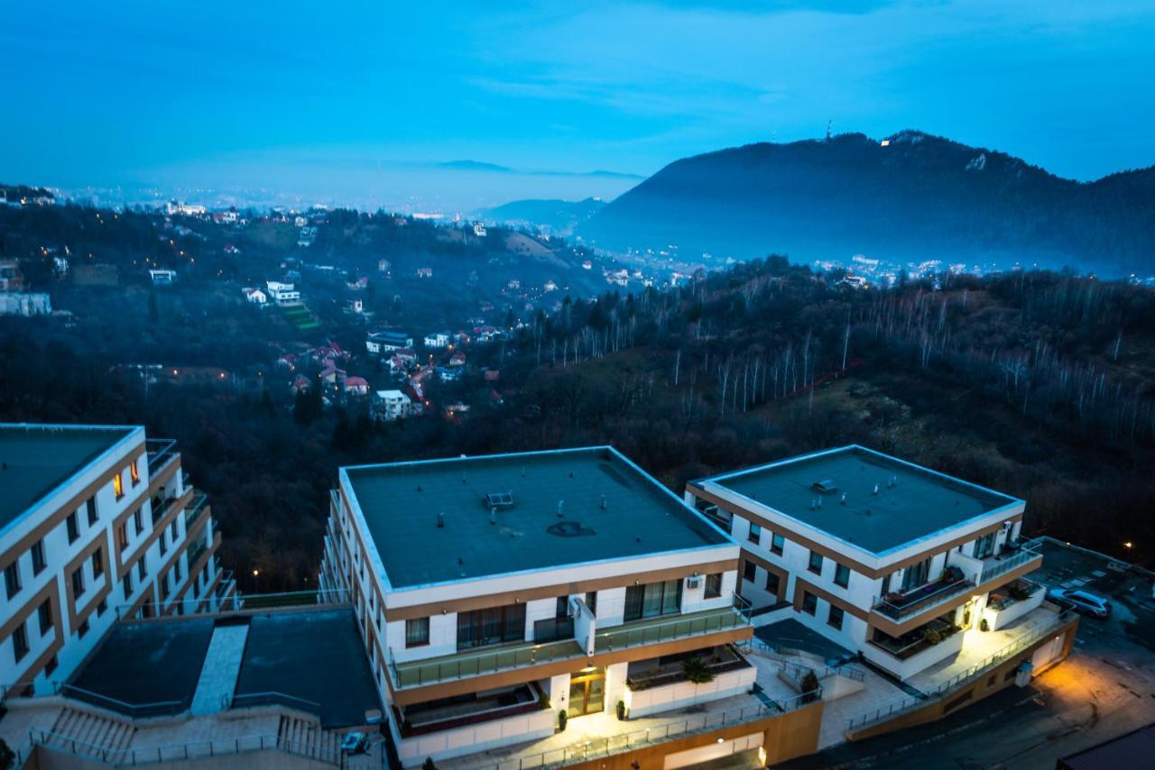Seasons-Top Of The City Brasov Ngoại thất bức ảnh